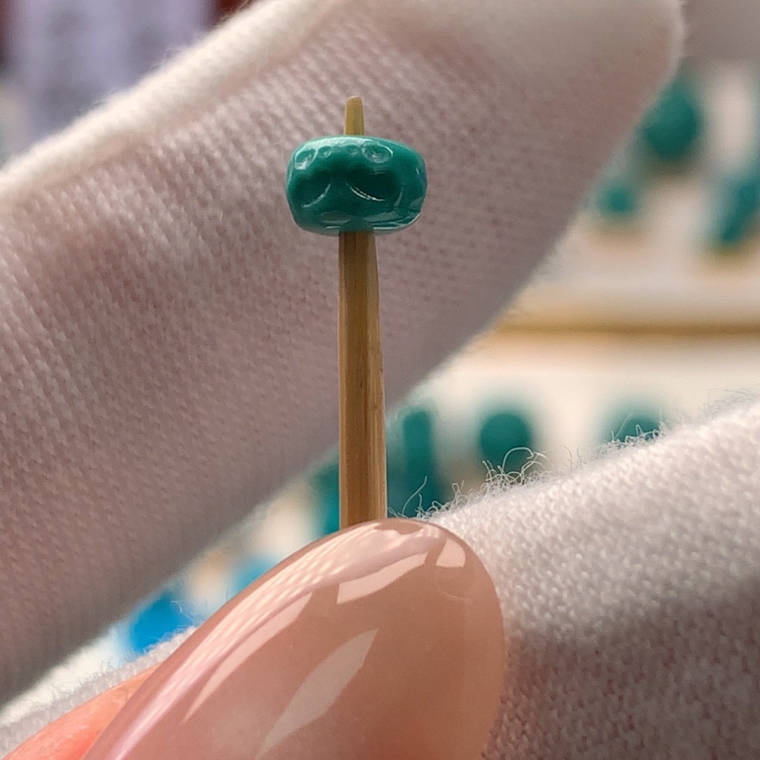 绿松石未镶嵌配饰