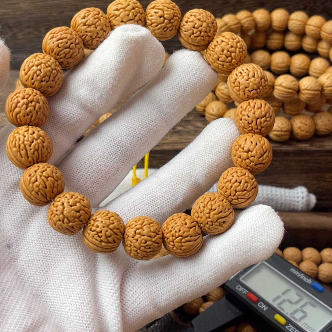 吊坠桃核r**n野生蟠龙