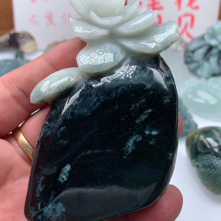 翡翠颈饰未镶嵌保真天然a货翡翠