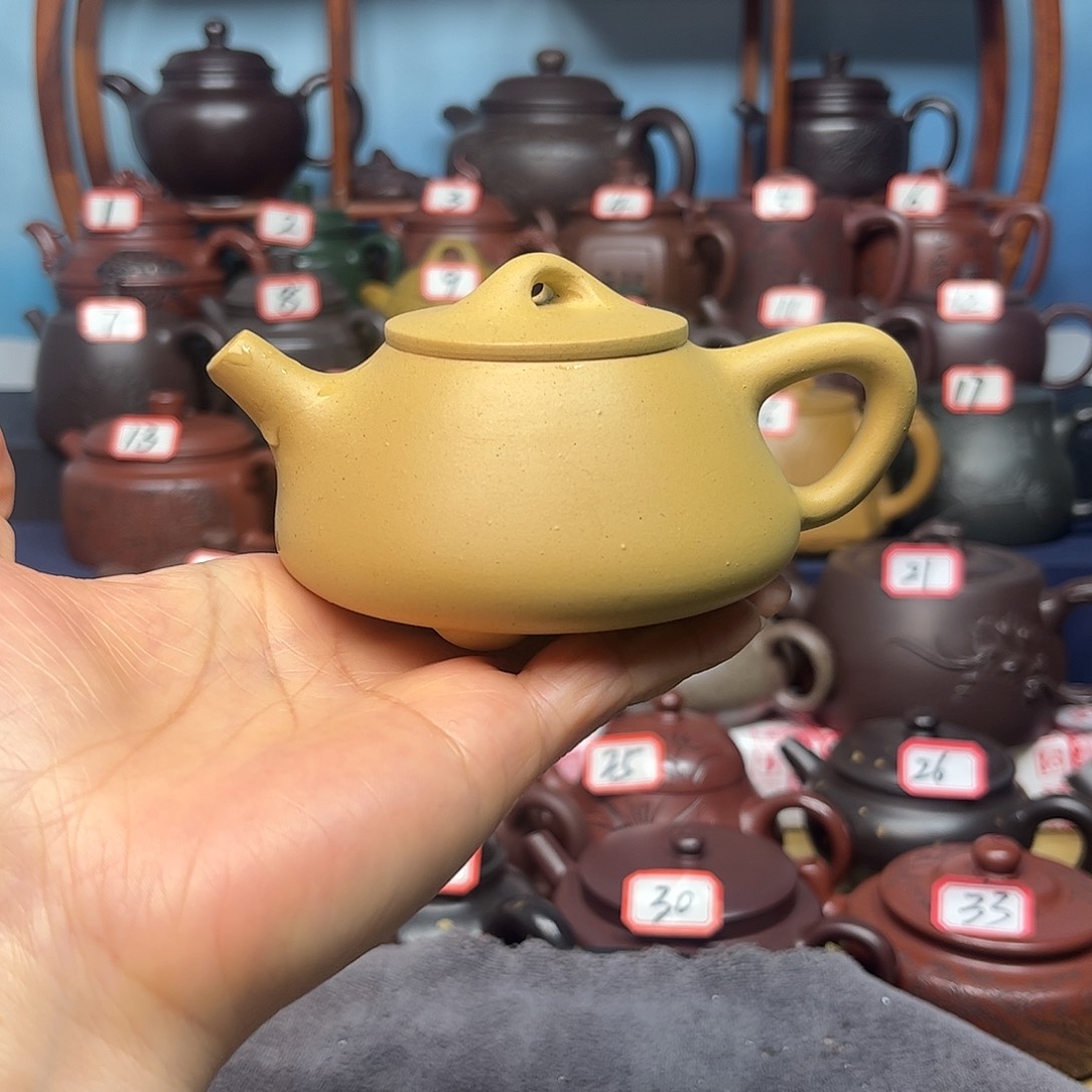 微瑕不带证书礼盒150c c