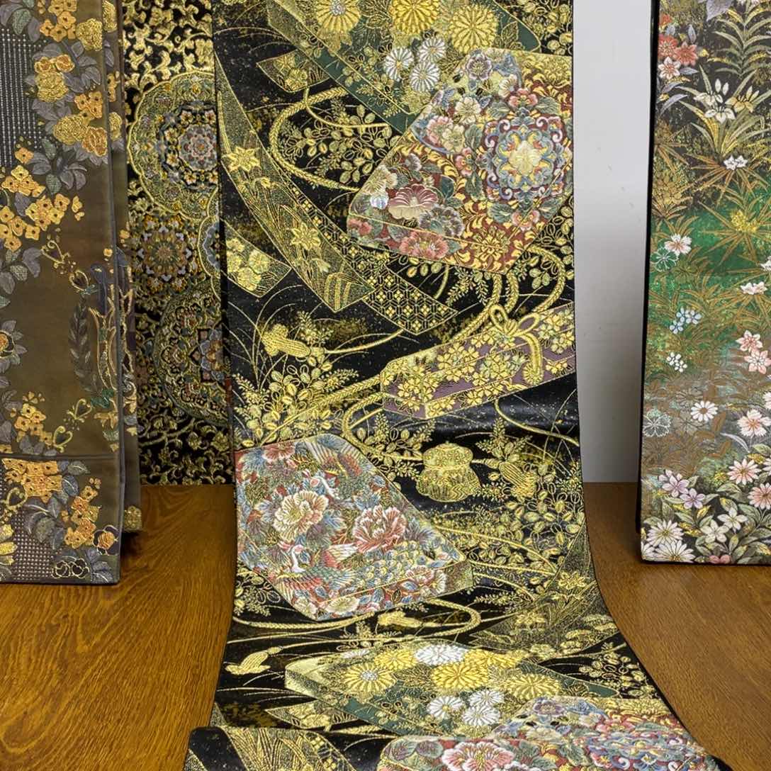 织绣藤本螺钿镶嵌25