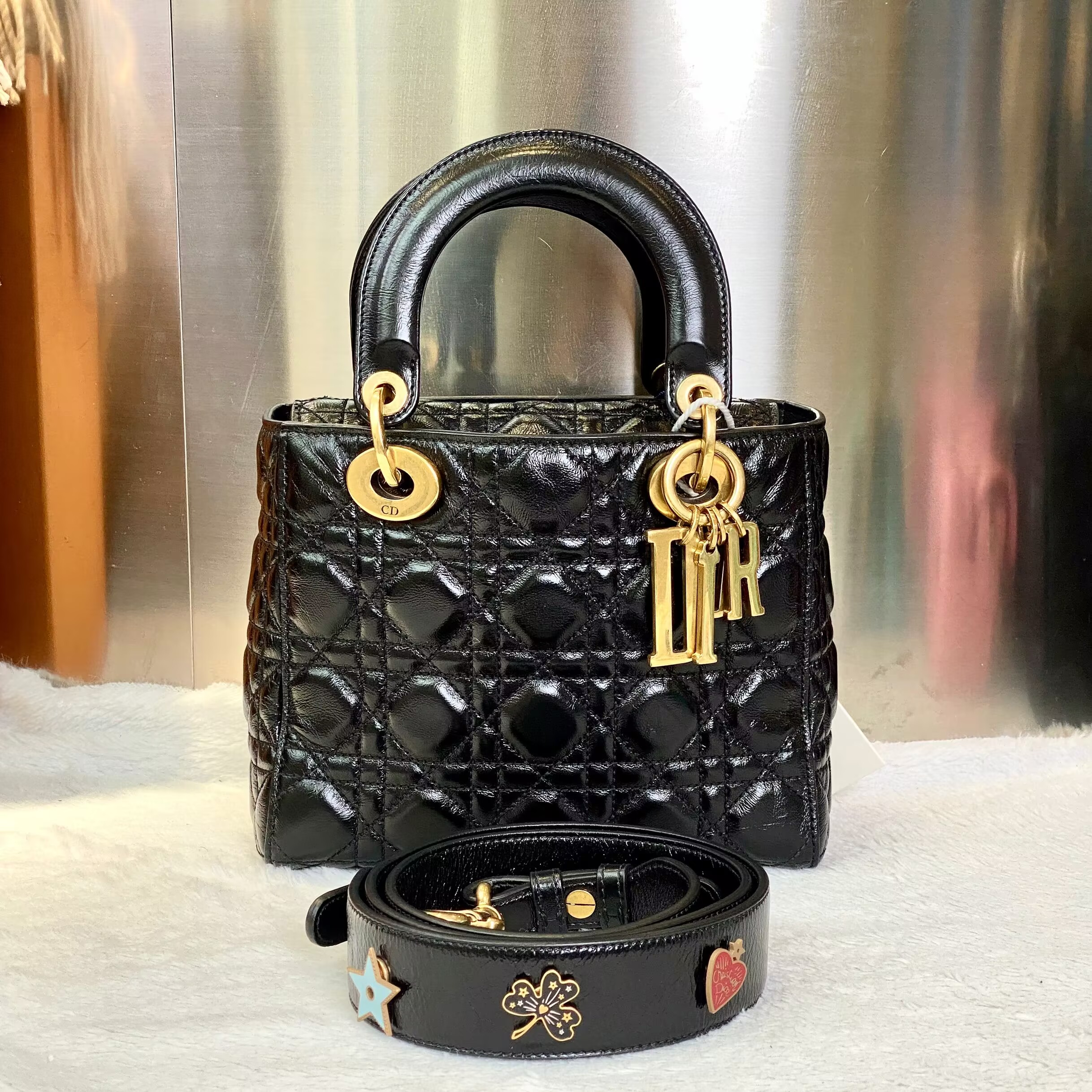 99新 DIOR/迪奥 古有98新迪奥四格戴妃斜挎包9986