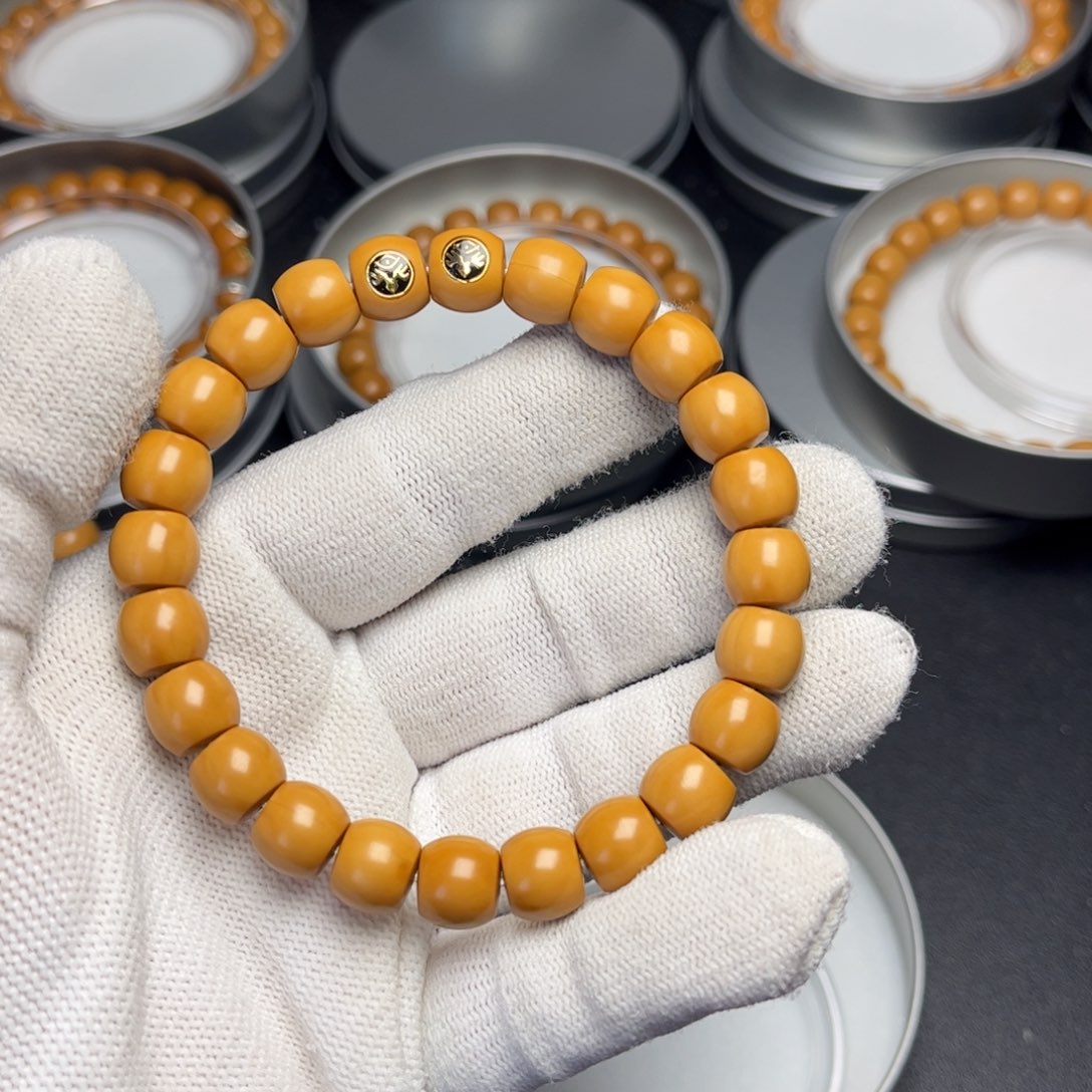 猴头核桃手串小***！无暇直切9.9