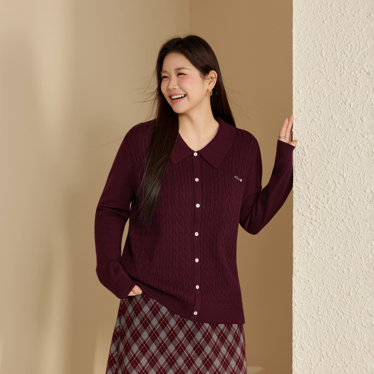 【翻领韩系】纤莉秀E大码女装复古通勤风绞花针织外穿内搭QK4936