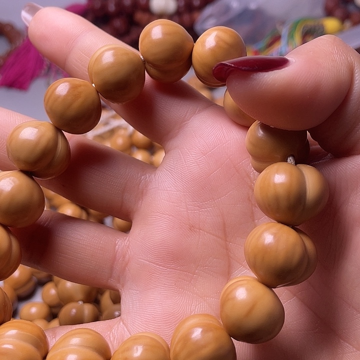 猴头核桃手串17尺寸镜面柯基屁桃手持全品无暇