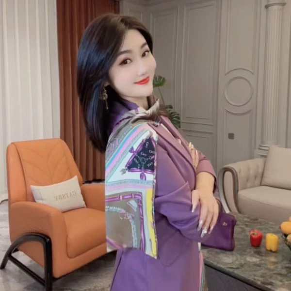 臻韩美葡萄紫长袖九分春秋套装时尚