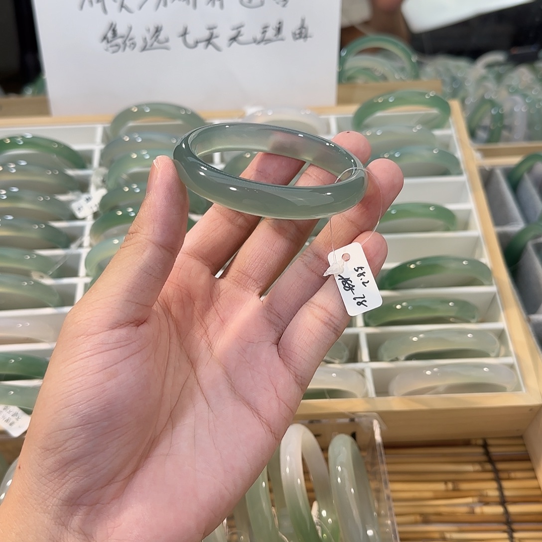 手镯玛瑙/玉髓未镶嵌圈口58.2