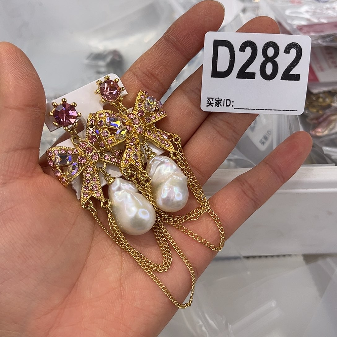 淡水珍珠耳饰合金