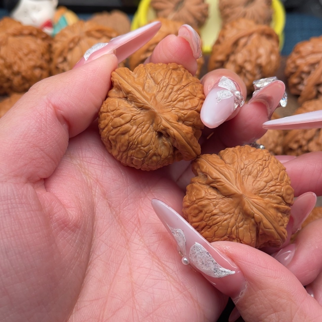 唇***味把件文玩核桃全品乾隆磨37.5