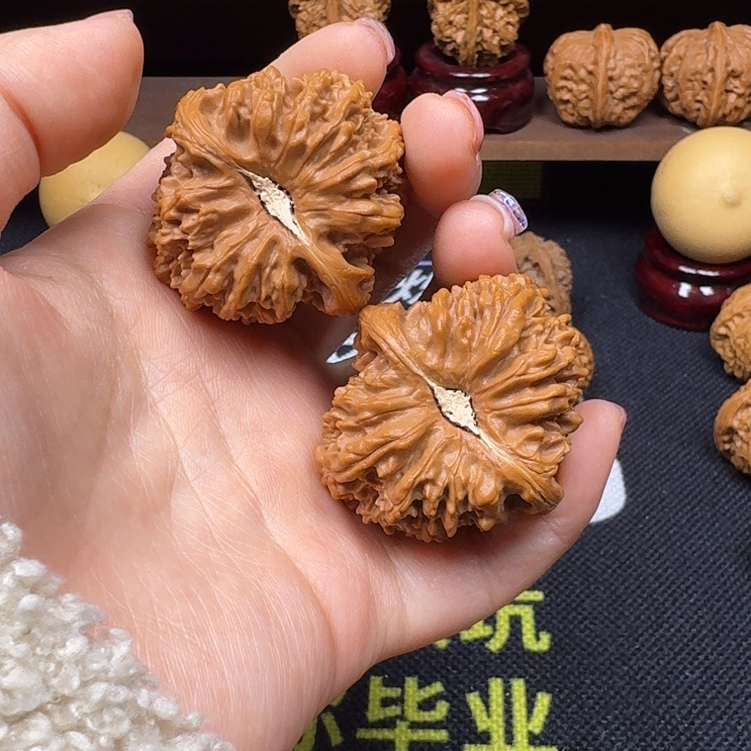 文玩核桃吊坠41满天星