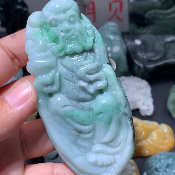 翡翠未镶嵌颈饰保真天然A货翡翠