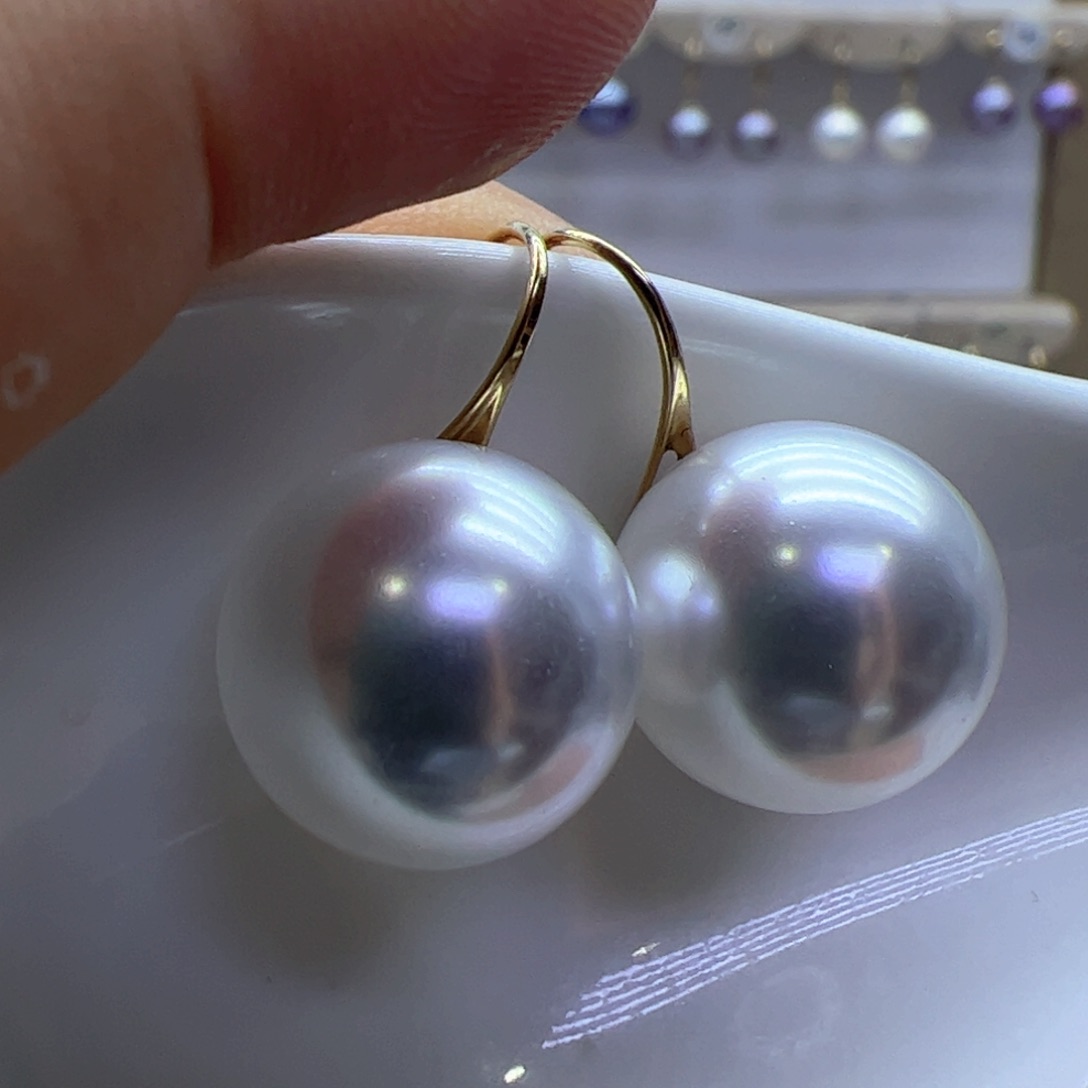 18K金镶嵌淡水珍珠耳饰