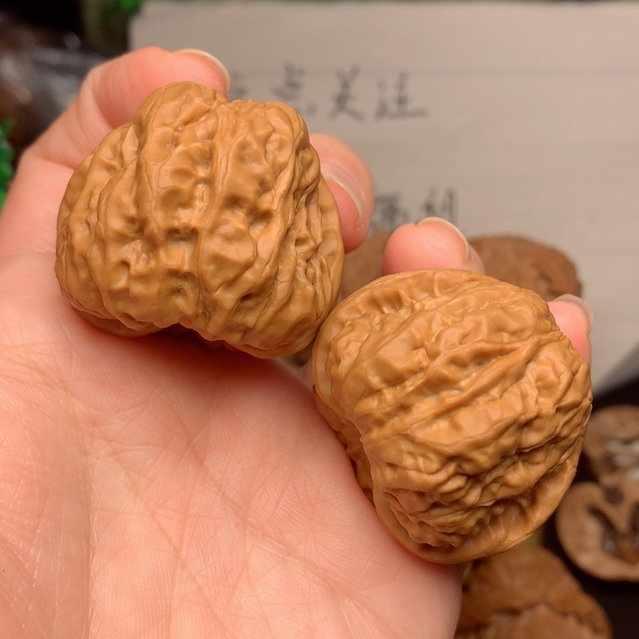 桃核把件红皮蛤蟆头38