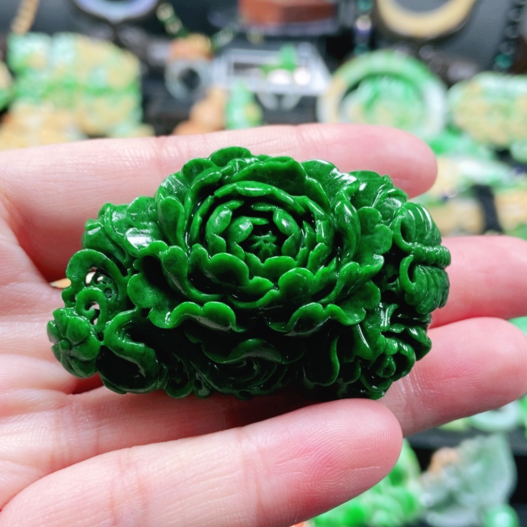 翡翠未镶嵌颈饰翡翠吊坠