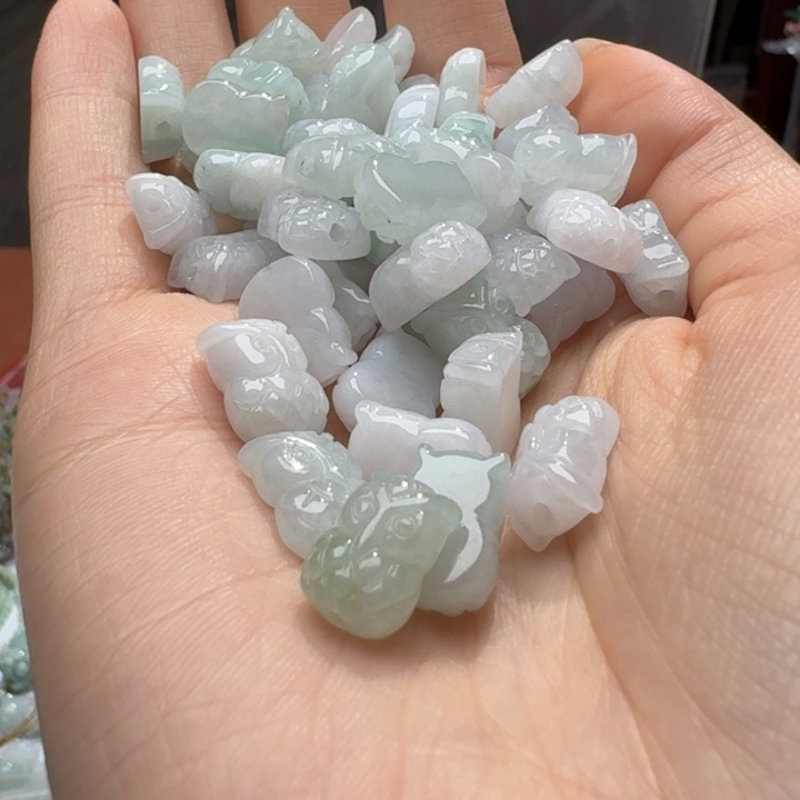 未镶嵌挂件翡翠福利1个，不包邮，拍一单邮费发货