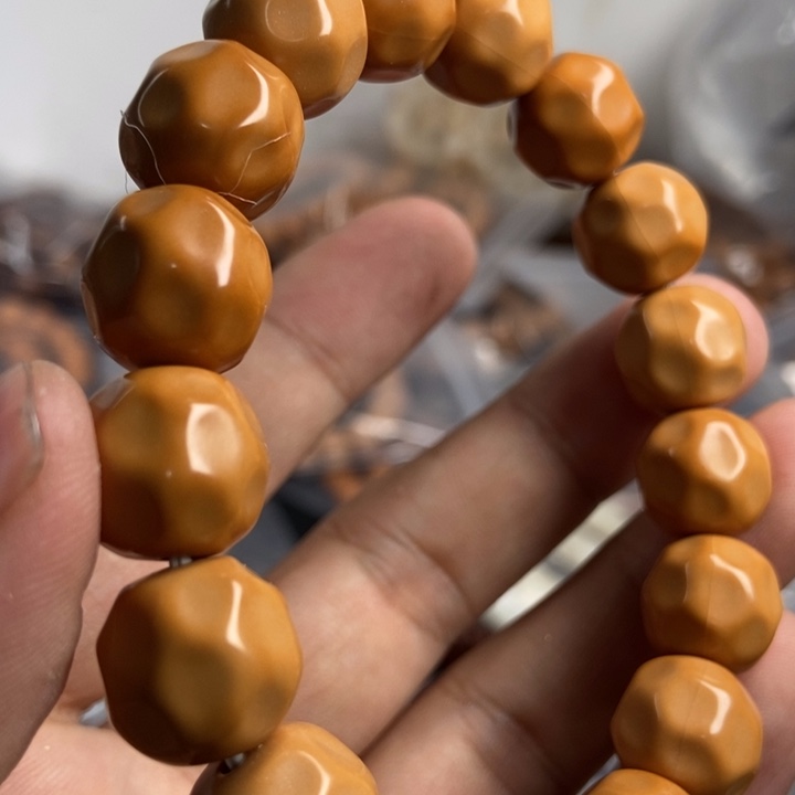 猴头核桃吊坠你就不要去