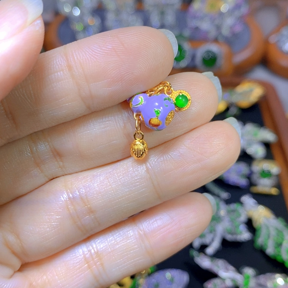 翡翠颈饰银S925镶嵌天然翡翠