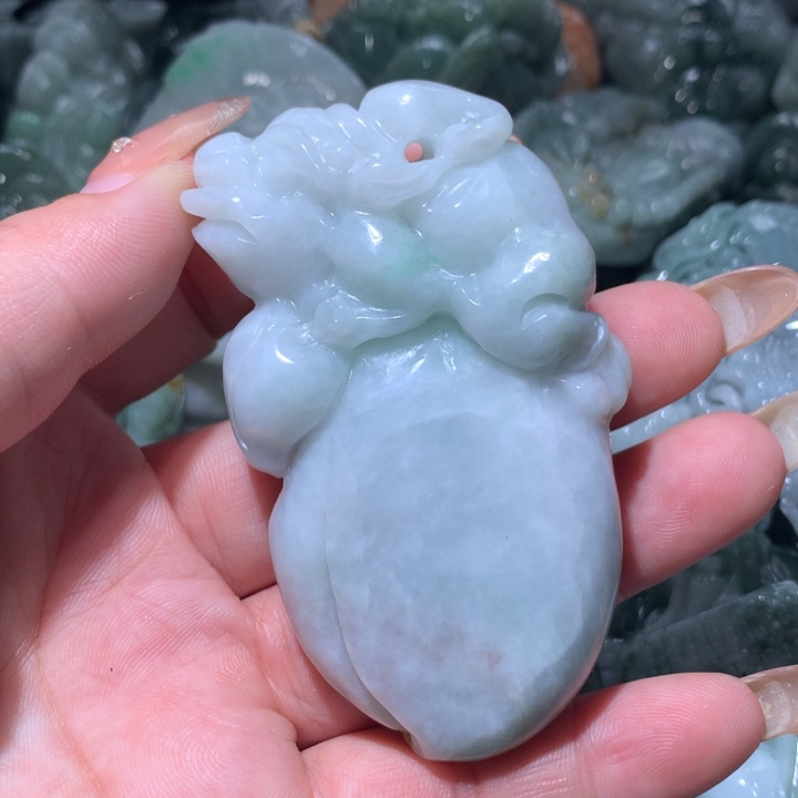 翡翠未镶嵌颈饰保真天然A货翡翠