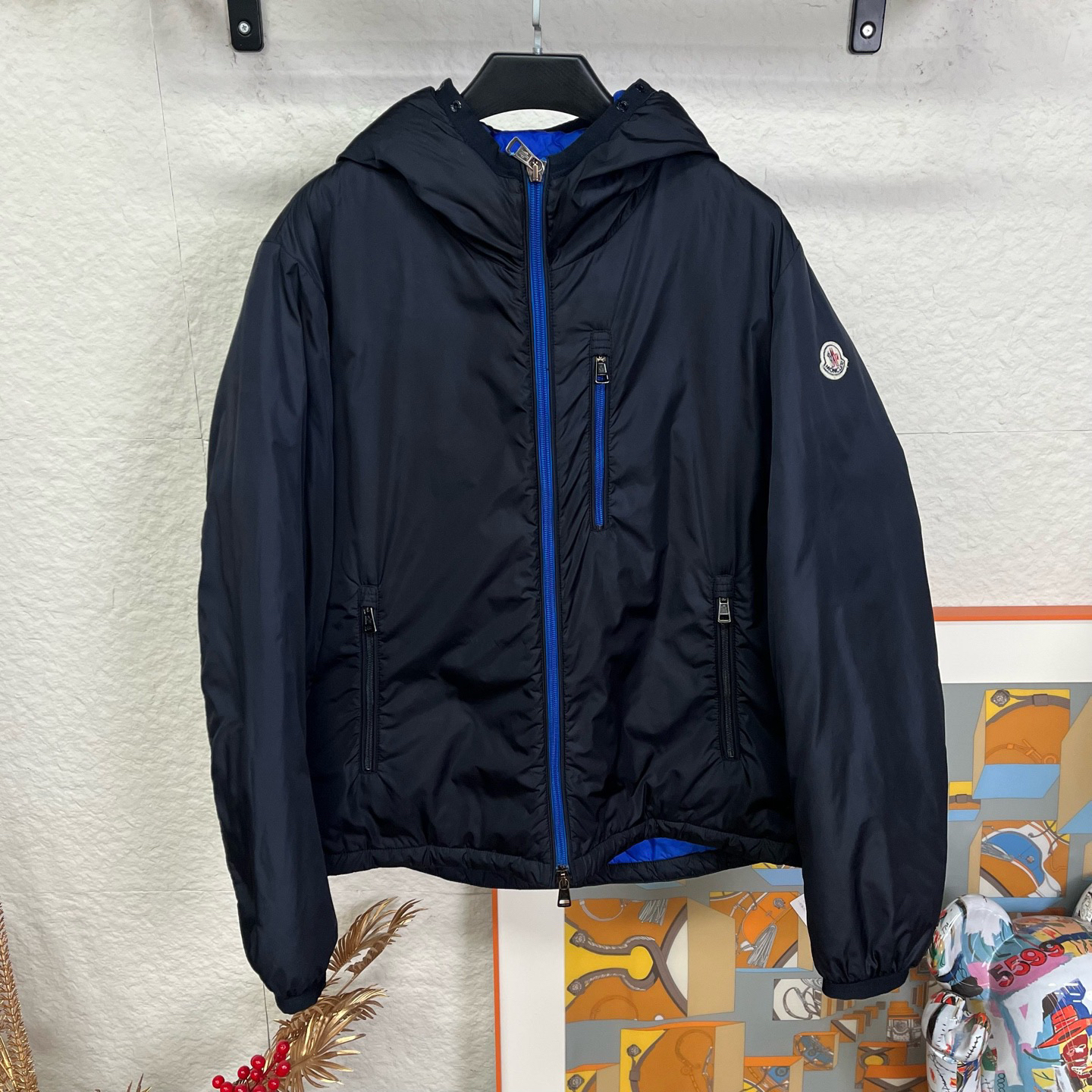 99新 MONCLER 休闲连帽袖标羽绒服/3码/2512286