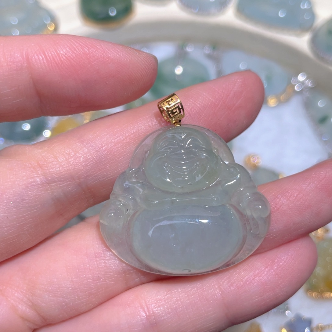 翡翠颈饰18K金镶嵌翡翠