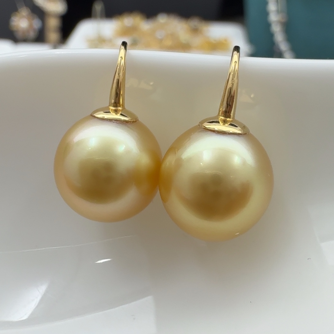 海水珍珠未镶嵌耳饰