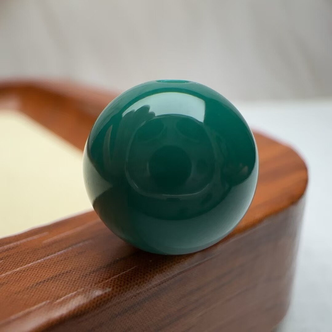 A珍藏特色月月优选高瓷绿料DIY单珠直播多样性发货发其一