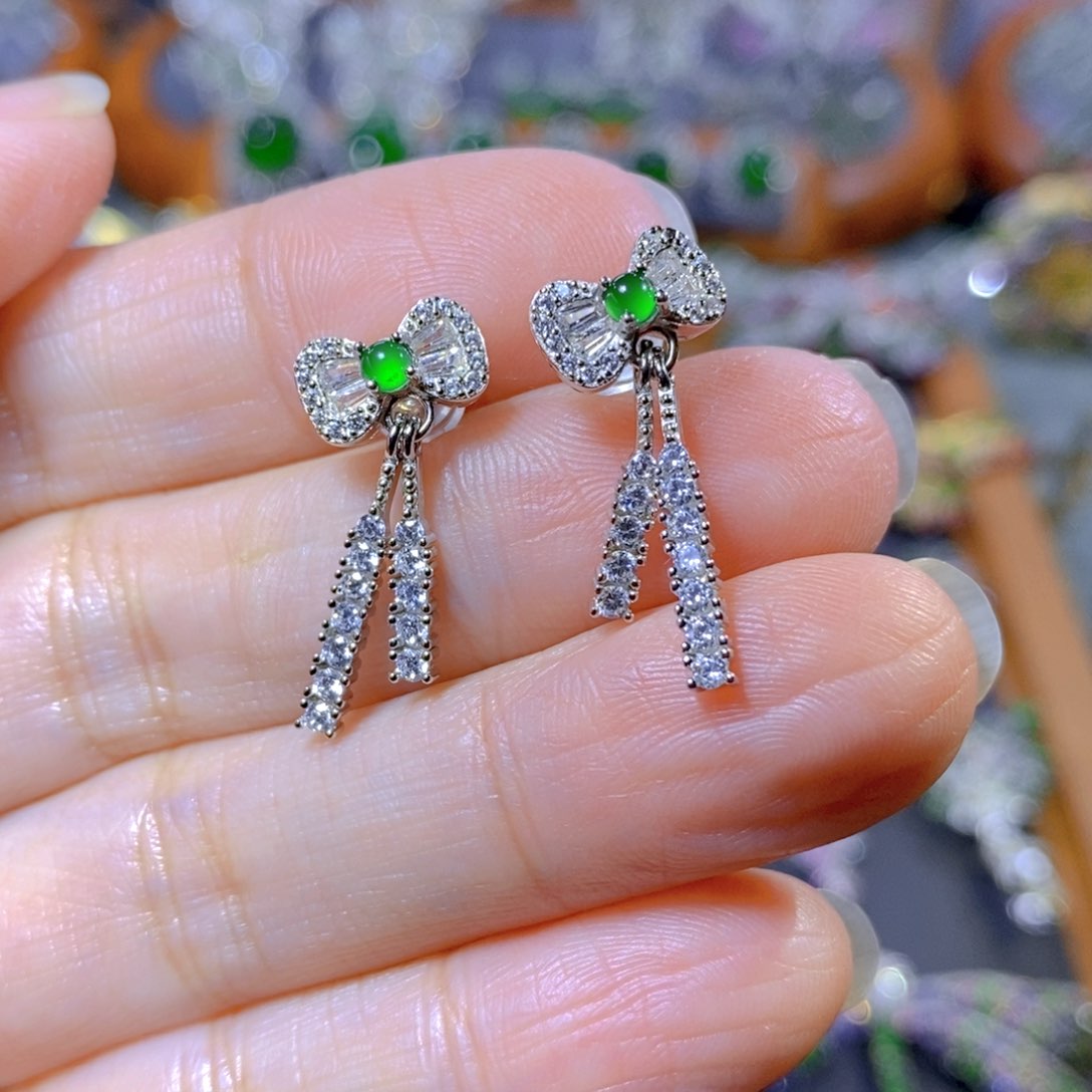 翡翠颈饰合金天然翡翠