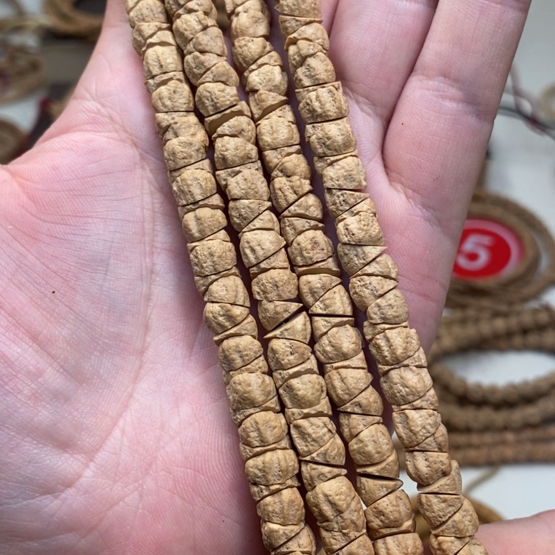 柏香籽/百香籽吊坠