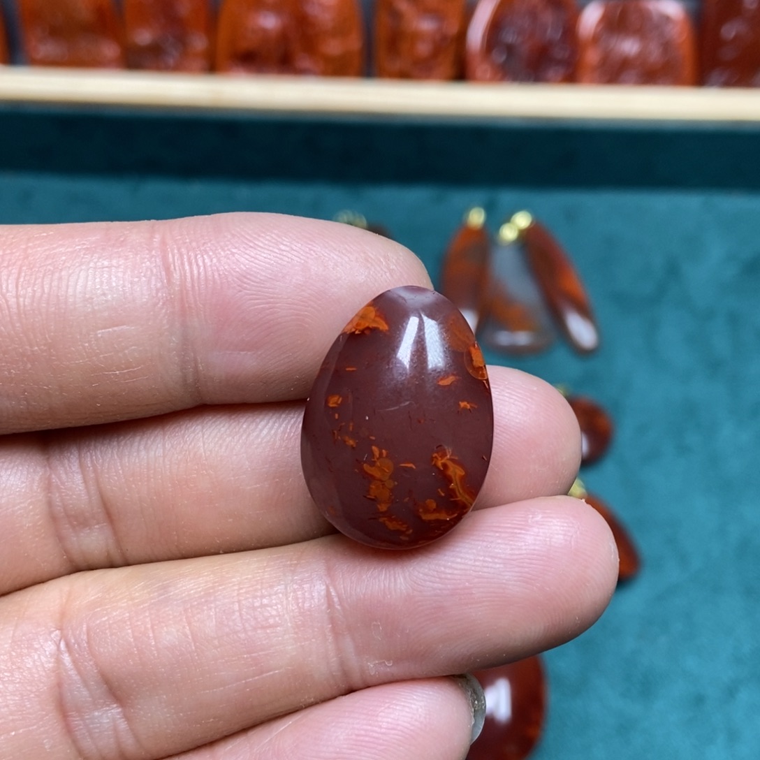 南红玛瑙吊坠(不含链)未镶嵌