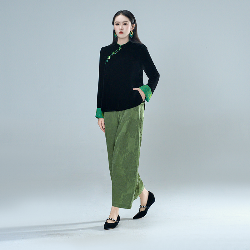 青娘子青娘子（曜圭）真丝丝绒手工串珠斜襟优雅丝绒百搭上衣-61509