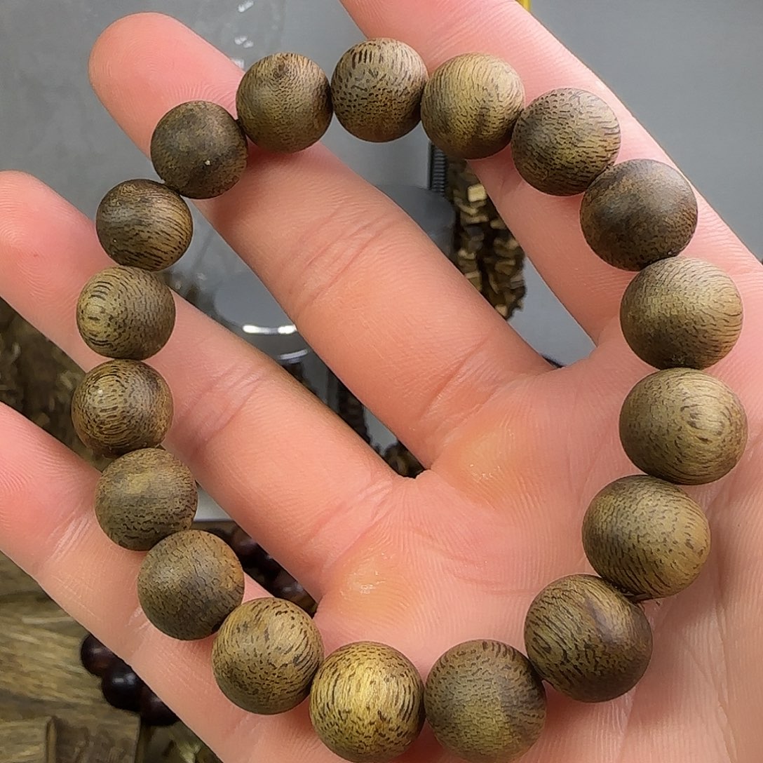 1.2规格单圈12g奇楠沉香