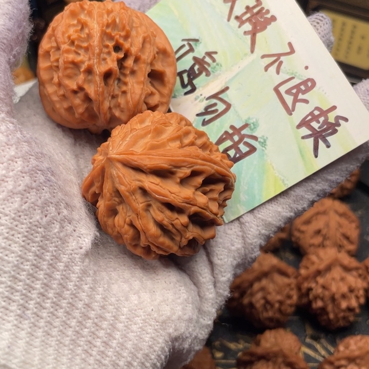 盛***核桃42尺秦岭野生通天纹不退换