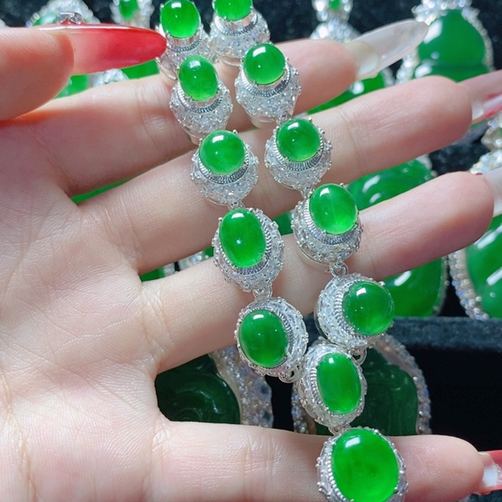 翡翠颈饰银S925镶嵌
