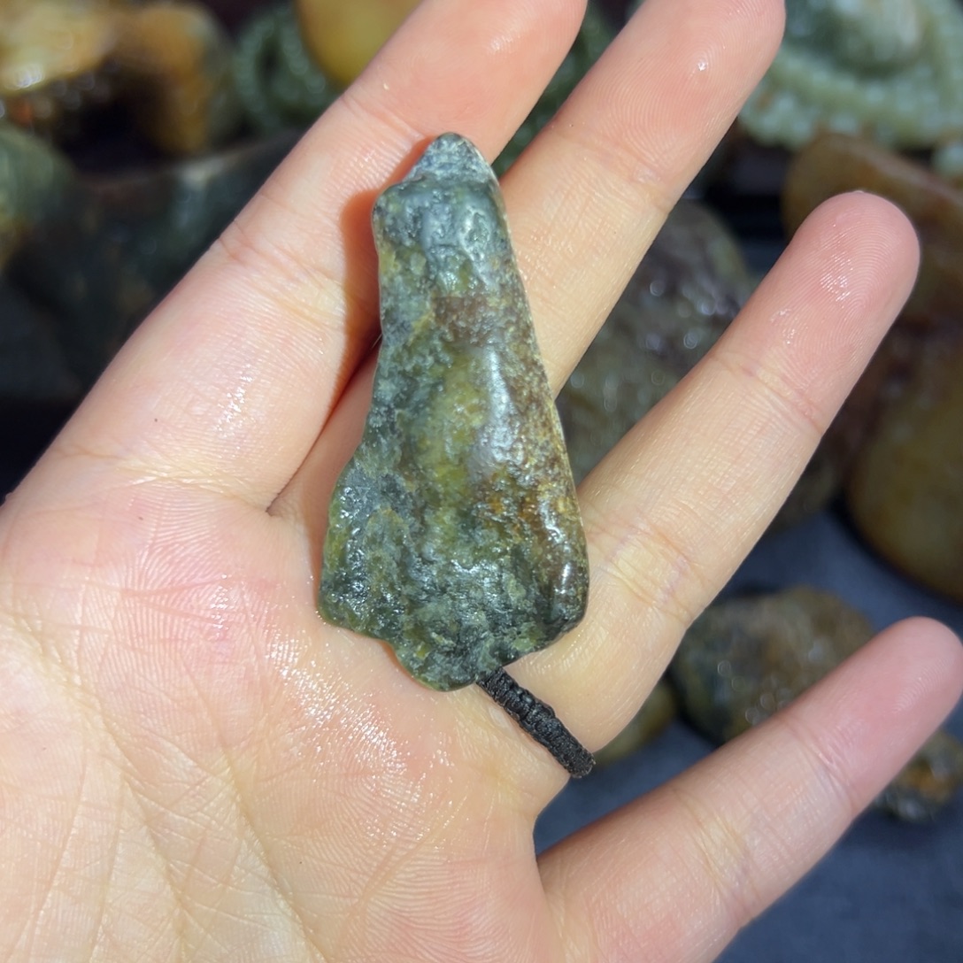 和田玉未镶嵌珠宝奇石