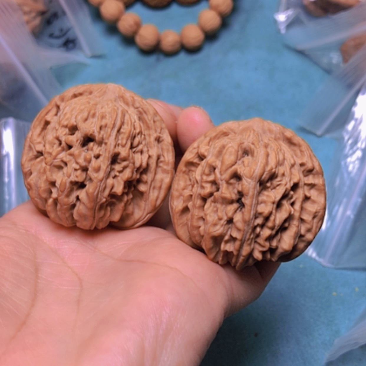 【闪购商品】核桃把件用****542四座楼修尖