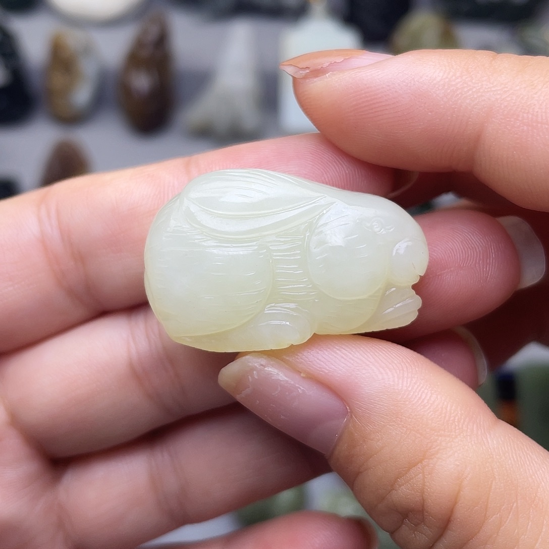 和田玉未镶嵌挂件