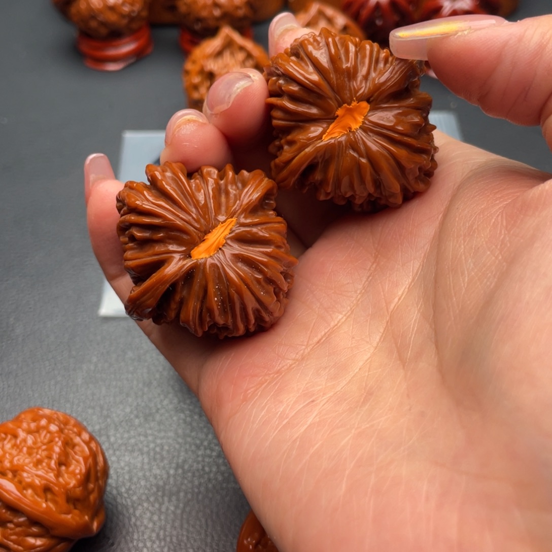 你***，把件文玩核桃四座楼