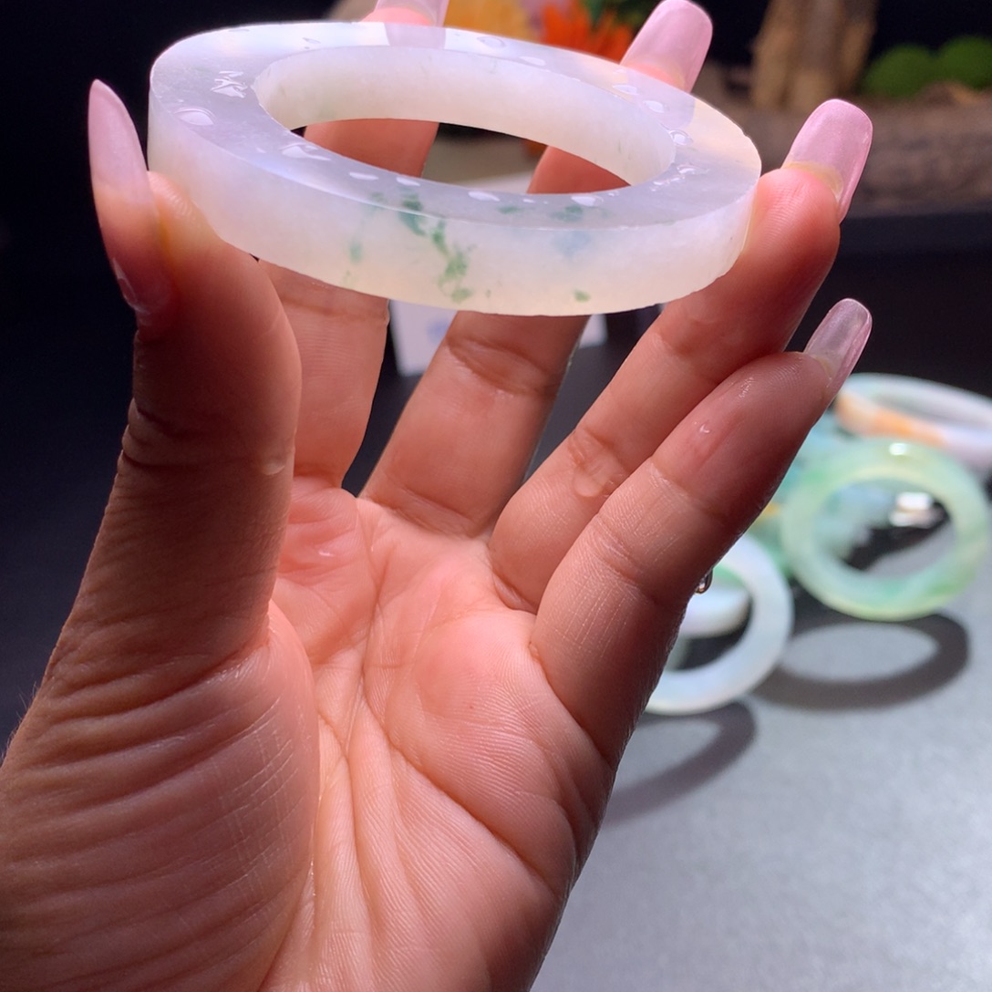 定制翡翠手镯未镶嵌