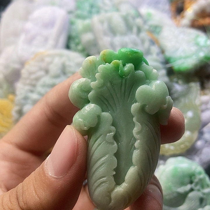 定制翡翠未镶嵌天然翡翠