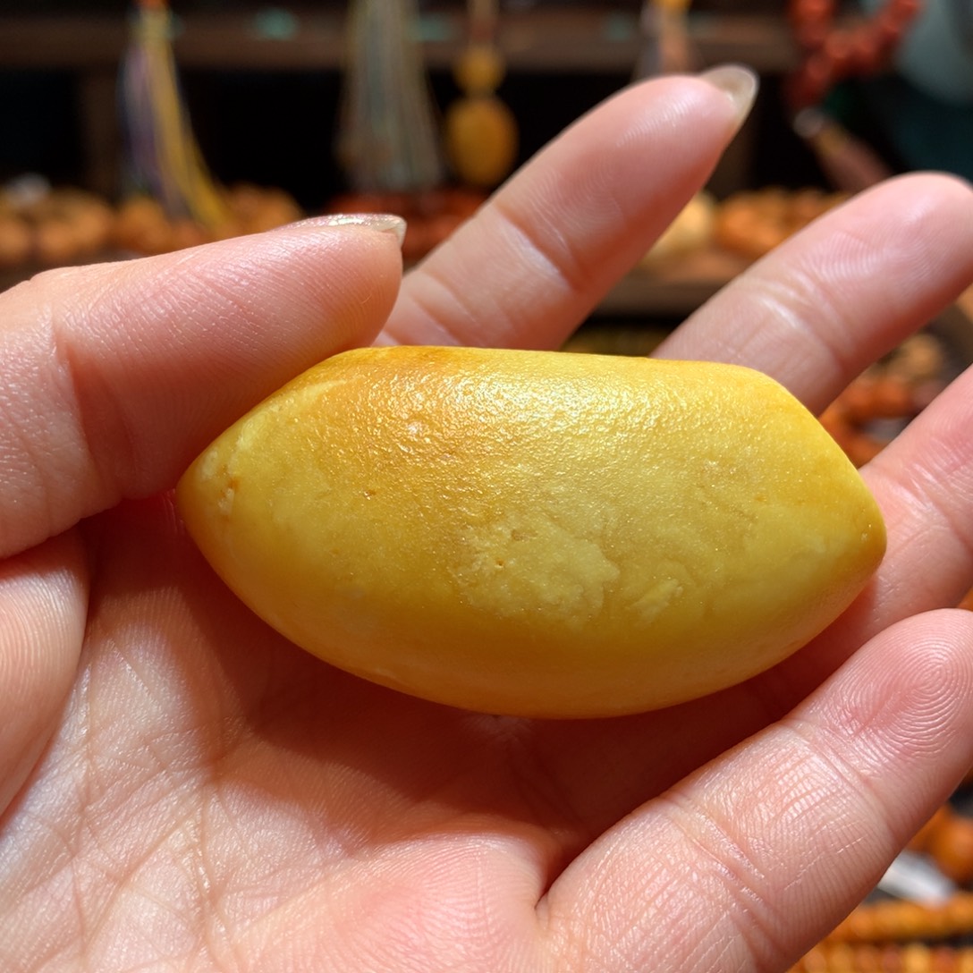 蜜蜡未镶嵌吊坠(不含链)