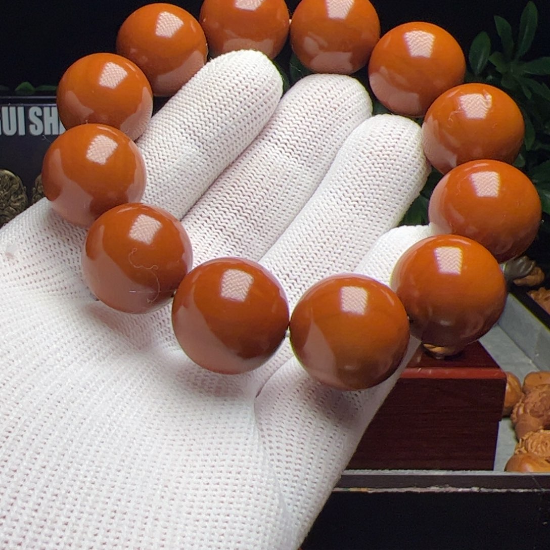 橄榄核吊坠悠**在橄榄核