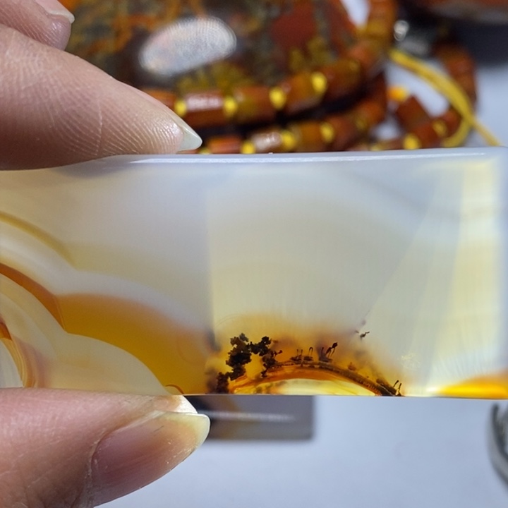 玛瑙/玉髓颈饰未镶嵌