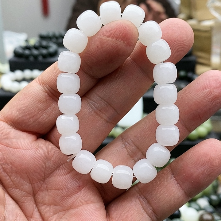 【闪购商品】未镶嵌手链和田玉10白