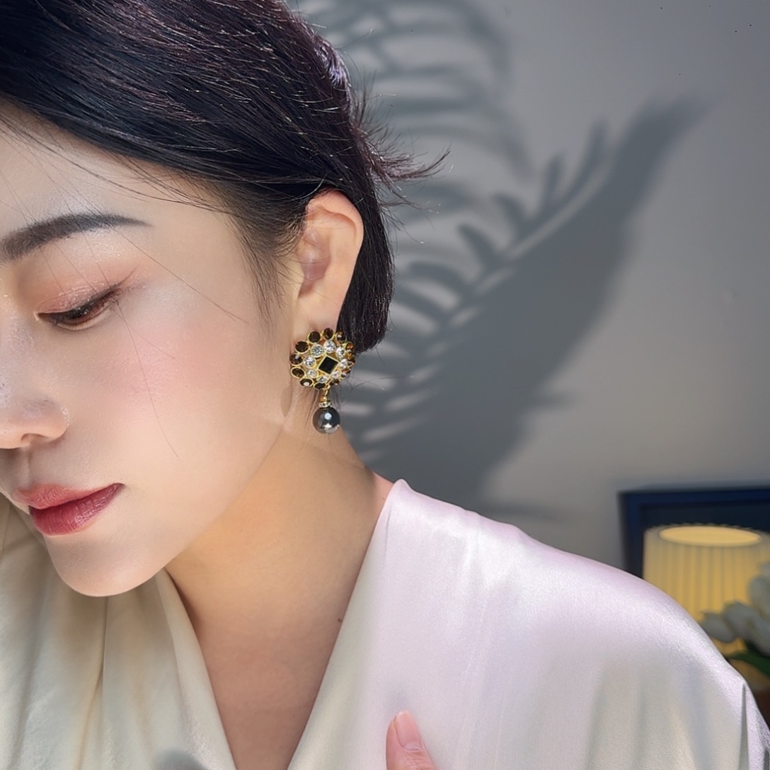 纯铜合金琉璃耳钉