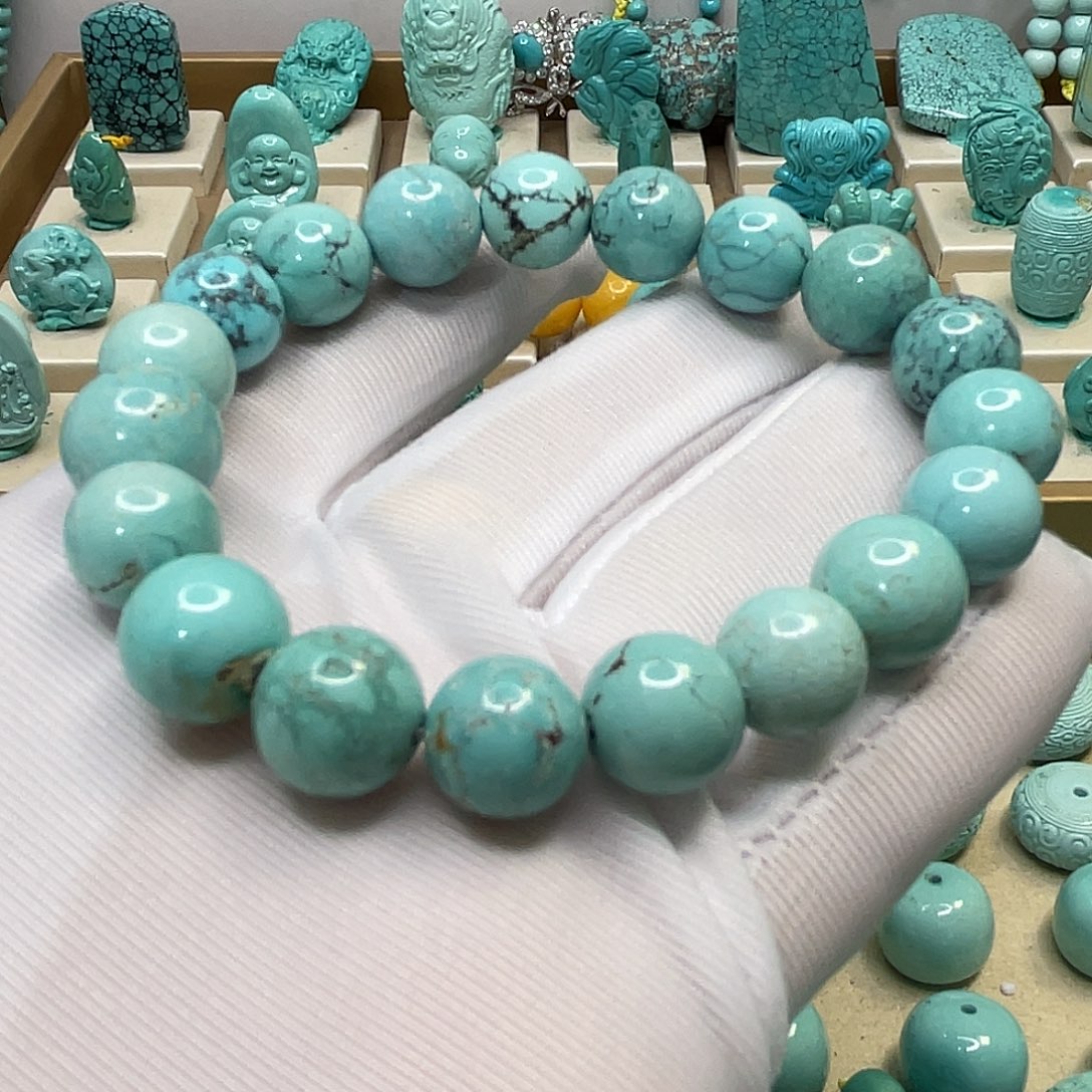 绿松石未镶嵌挂件