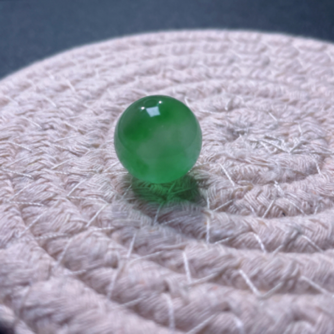 缅料飘绿单珠散珠卡12+