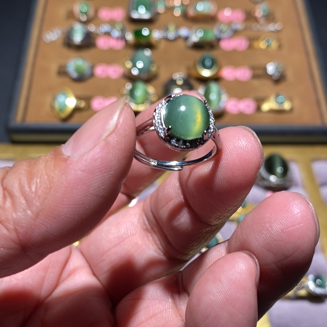 和田玉（碧玉）戒指未镶嵌