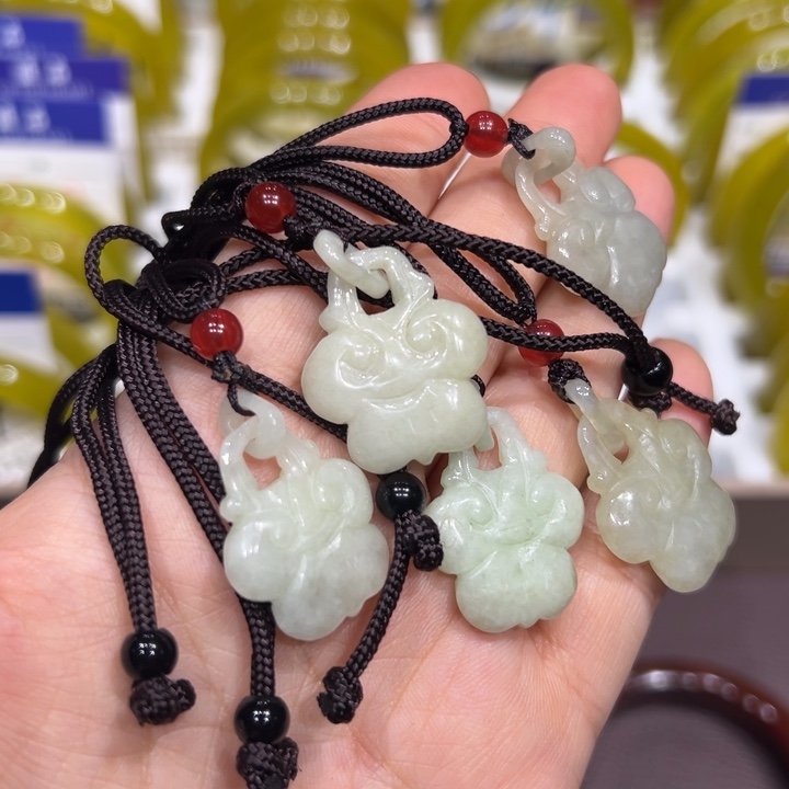 蛇纹石玉未镶嵌手链