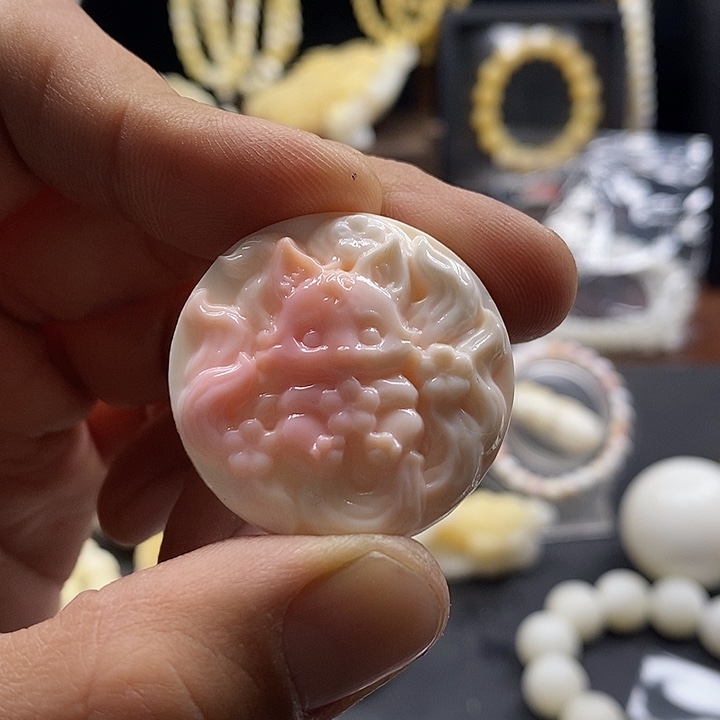 飯***.贝壳手串/手链女王雕刻