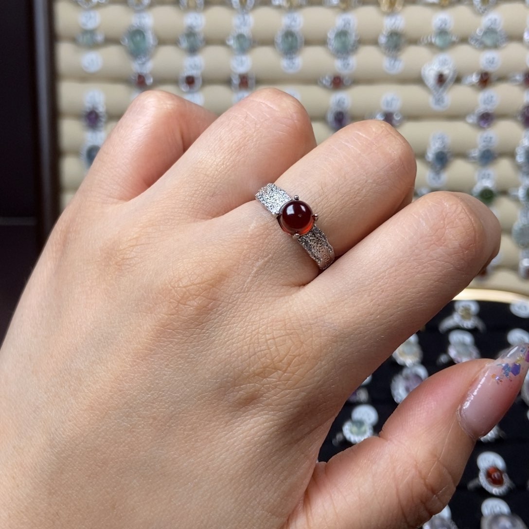 石榴石戒指银S925镶嵌L***.